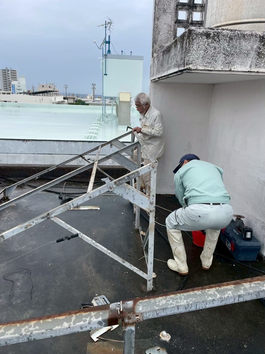 朝日ソーラー太陽熱温水器撤去