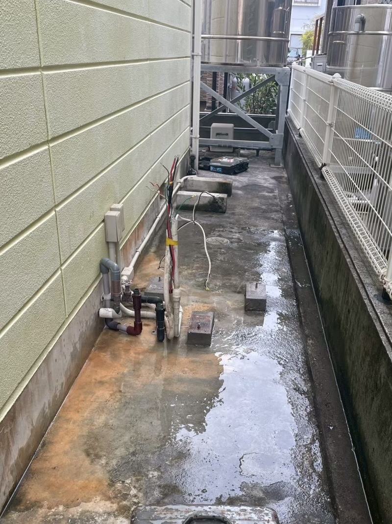 既存給湯器撤去